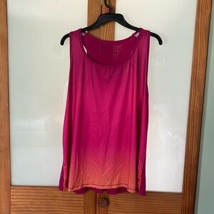 Pink ombré racer back tank top